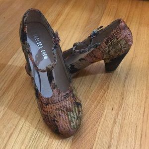 Tapestry Chelsea Crew Heels